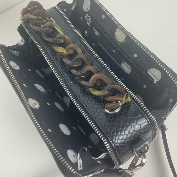 MELIE BIANCO Demi Snake Crossbody Bag with Acrylic Links Top Handle - Picture 14 of 14